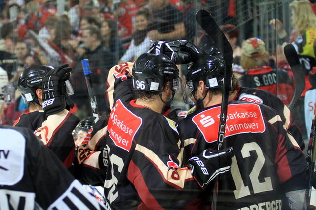 Scorpions21_10_12   067.jpg